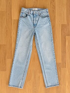 Abercrombie & Fitch Light Wash Straight Leg Jeans
